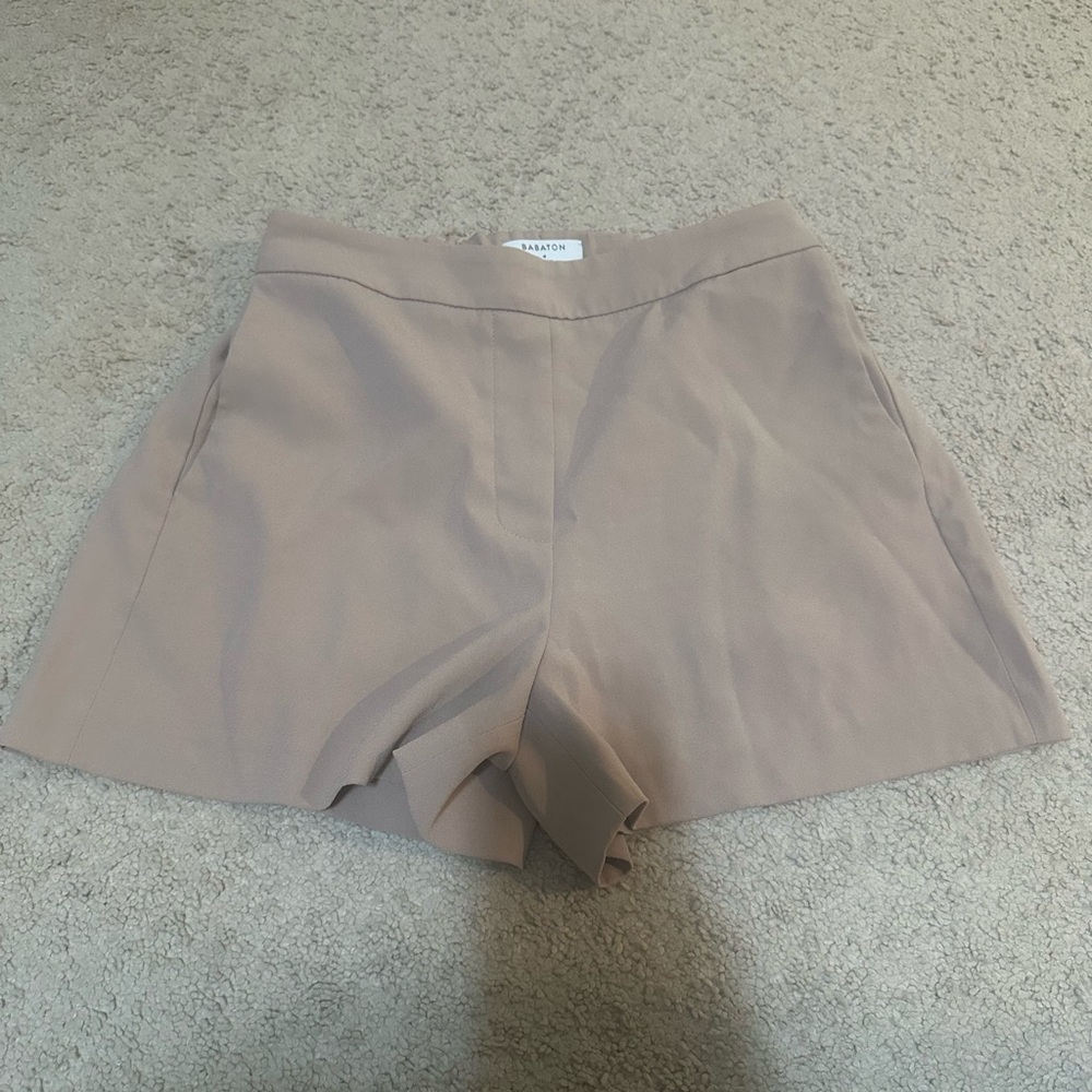 Aritzia Babaton Conan High Waist Tan Women's Shorts